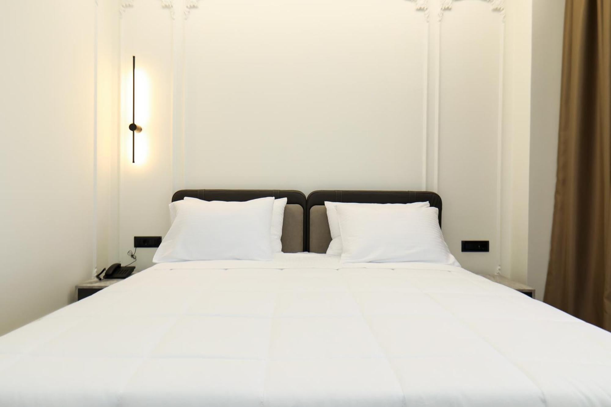 Hotel Adore Vlorë Eksteriør billede