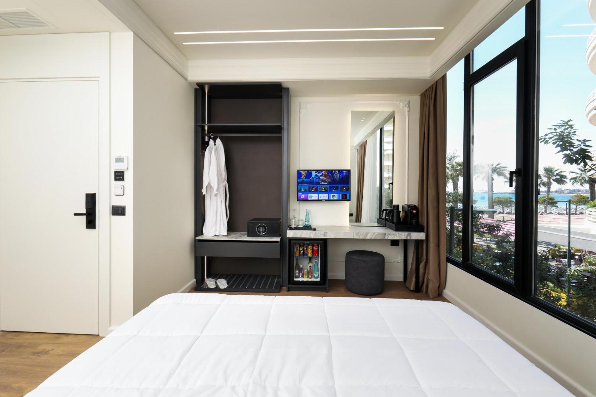 Hotel Adore Vlorë Eksteriør billede