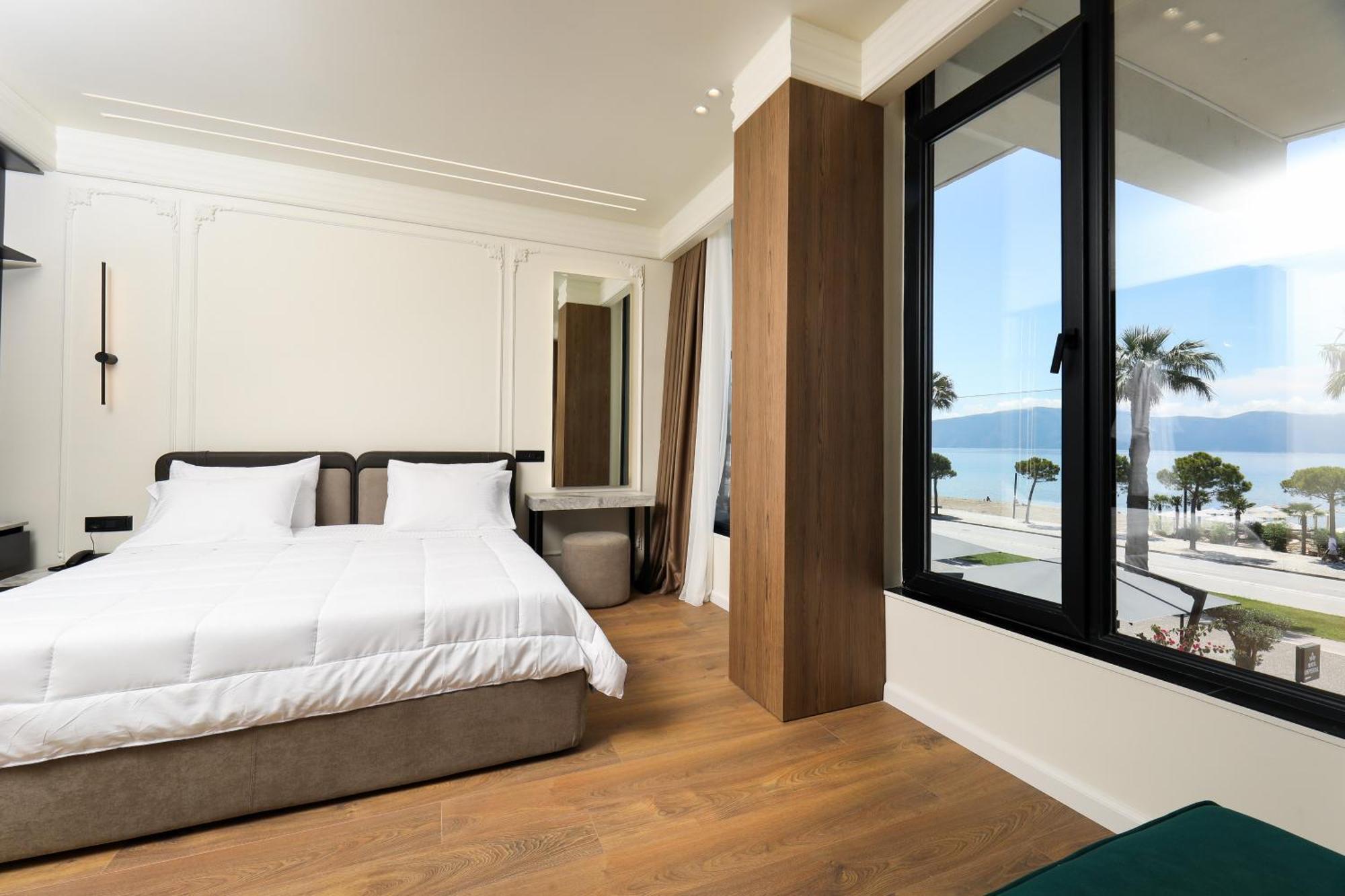 Hotel Adore Vlorë Eksteriør billede