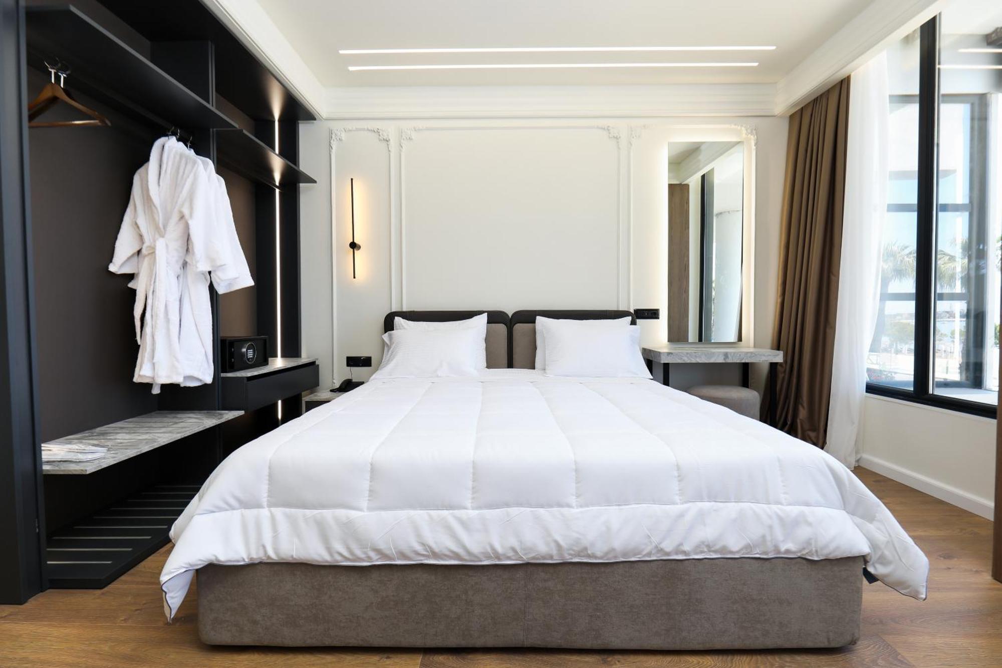 Hotel Adore Vlorë Eksteriør billede